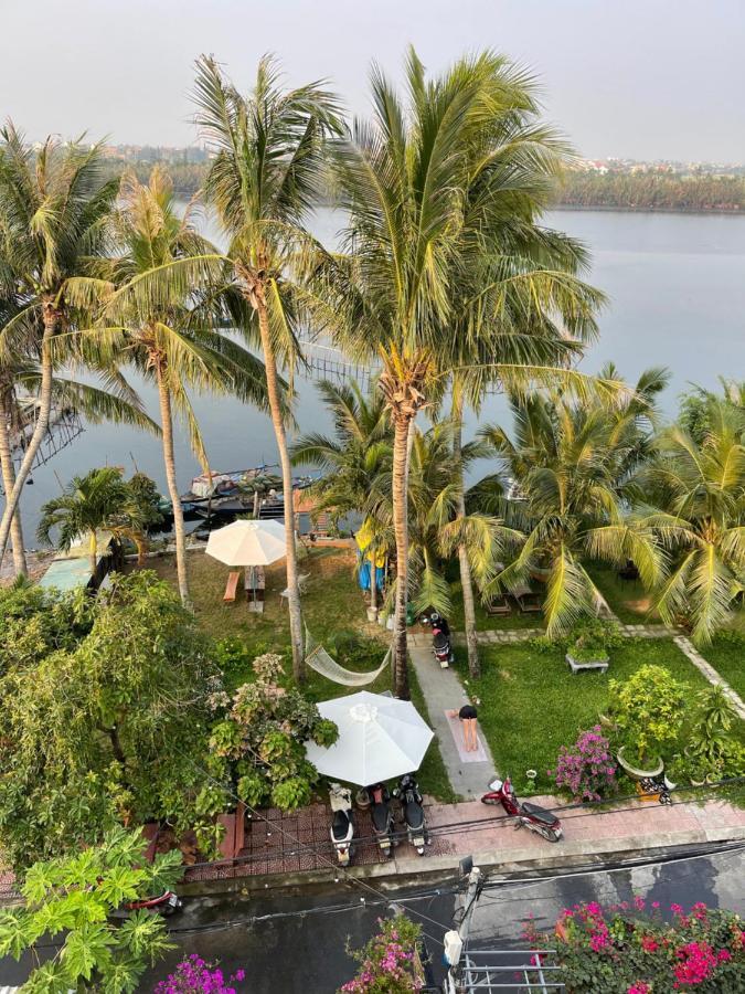Coral Riverside Homestay & Hostel Хойан Экстерьер фото