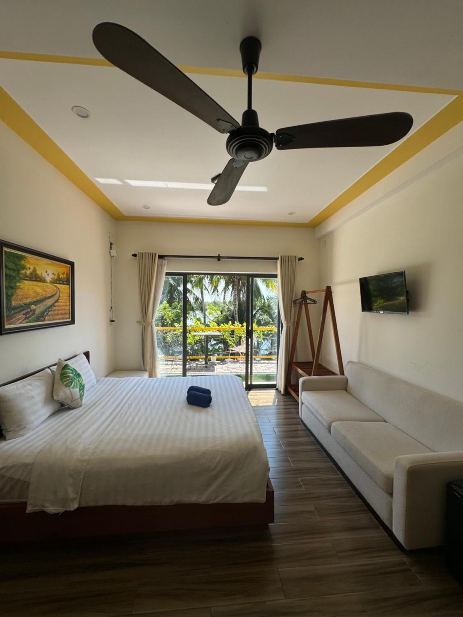 Coral Riverside Homestay & Hostel Хойан Экстерьер фото
