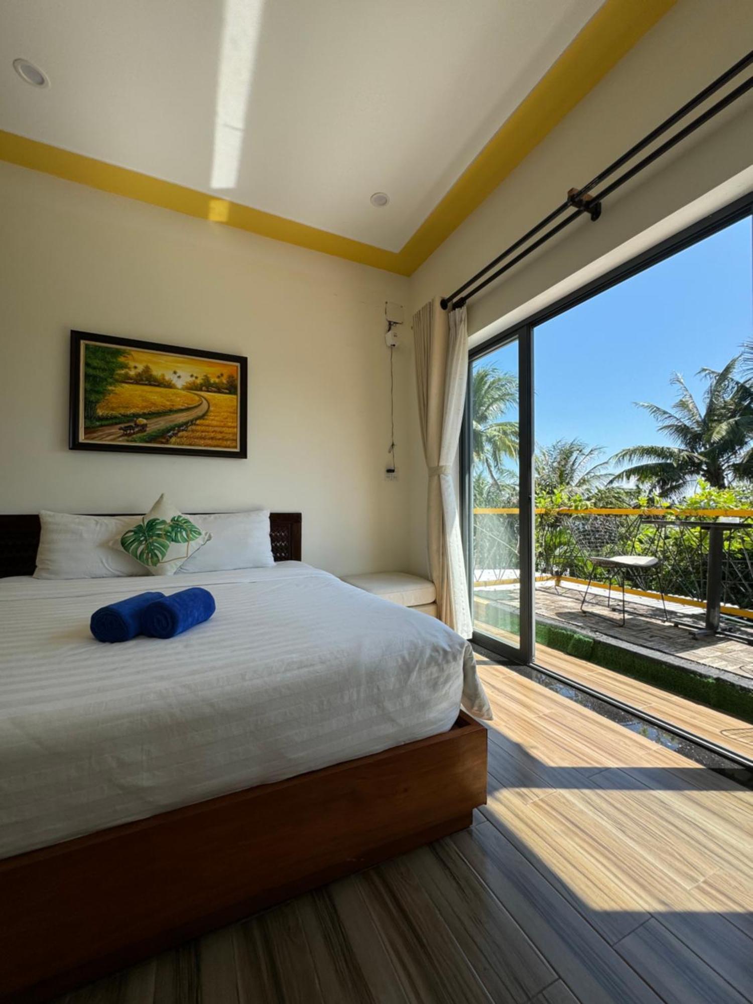 Coral Riverside Homestay & Hostel Хойан Экстерьер фото
