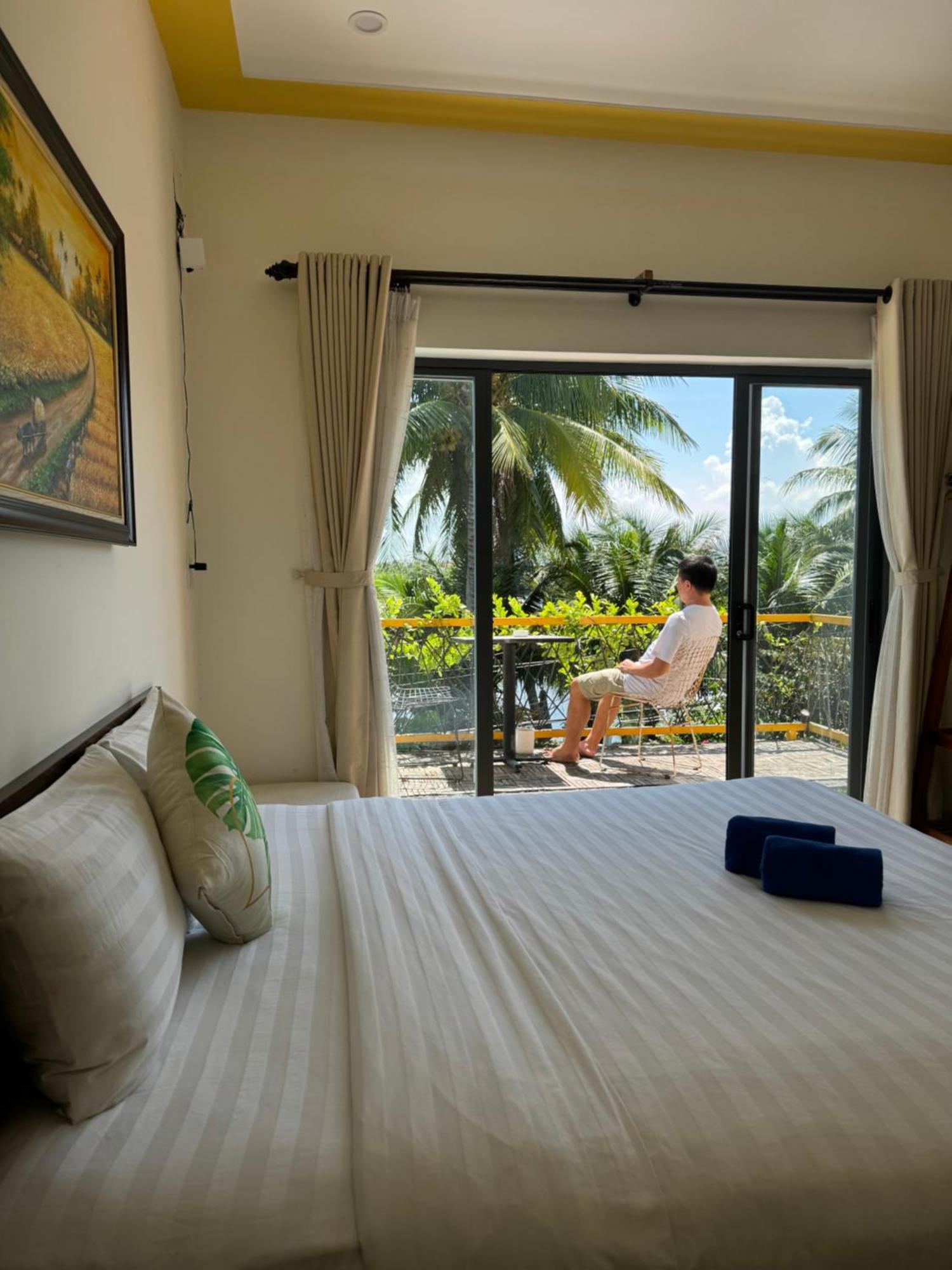 Coral Riverside Homestay & Hostel Хойан Экстерьер фото